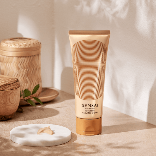 AFTER SUN GLOWING CREAM - SILKY BRONZE - 150ml SENSAÏ - Parfumerie du Soleil d'Or