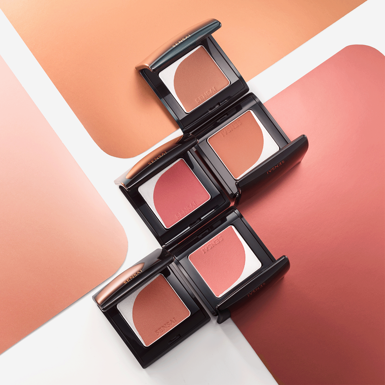 BLOOMING BLUSH - COULEURS - 4g SENSAÏ - Parfumerie du Soleil d'Or