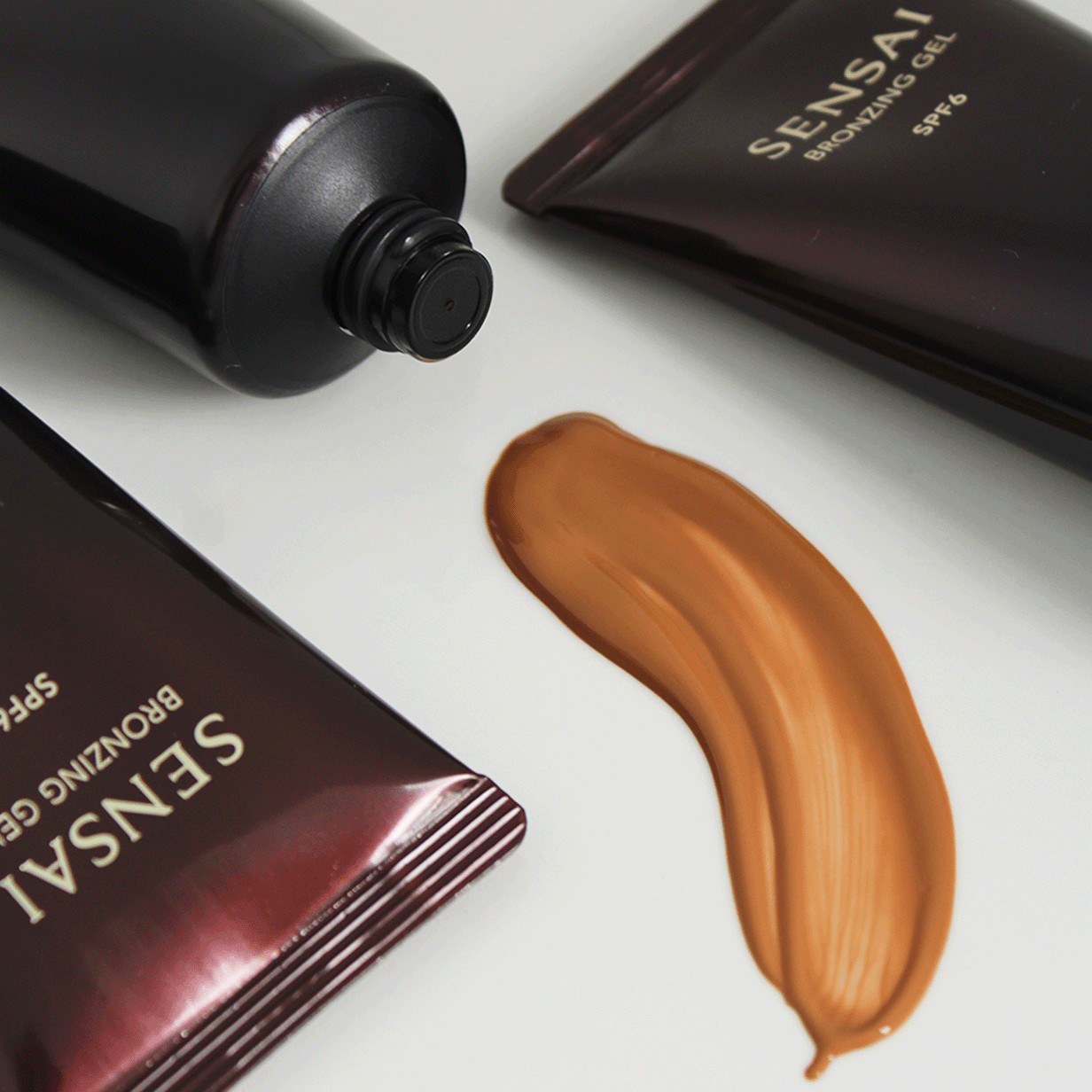BRONZING GEL - FONDS DE TEINT - 50ml - SPF6 SENSAÏ - Parfumerie du Soleil d'Or