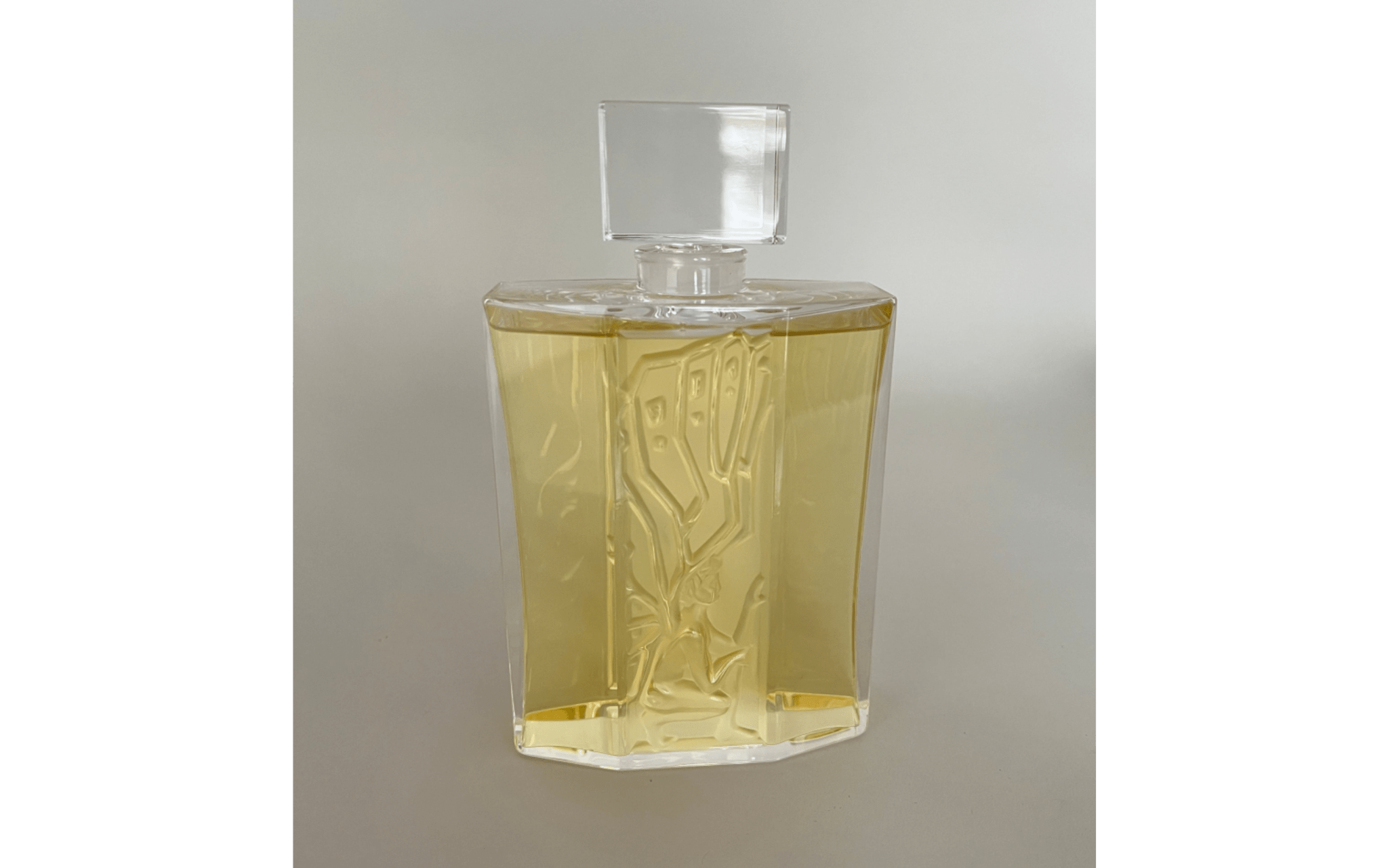 Icare - Le Lion LALIQUE - Parfumerie du Soleil d'Or