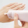 Load image into Gallery viewer, INTENSIVE HAND TREATMENT - CELLULAR PERFORMANCE - 100ml SENSAÏ - Parfumerie du Soleil d'Or