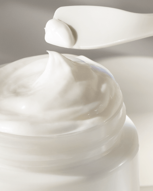 La Crème Soyeuse Régénération Intense - The Moisturizing Soft Cream LA MER - Parfumerie du Soleil d'Or