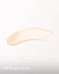 Charger l'image dans la visionneuse de la galerie, Le Fond de Teint Soyeux Régénérant Longue Tenue SPF 20 LA MER - Parfumerie du Soleil d'Or