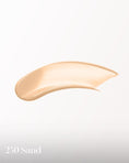 Charger l'image dans la visionneuse de la galerie, Le Fond de Teint Soyeux Régénérant Longue Tenue SPF 20 LA MER - Parfumerie du Soleil d'Or