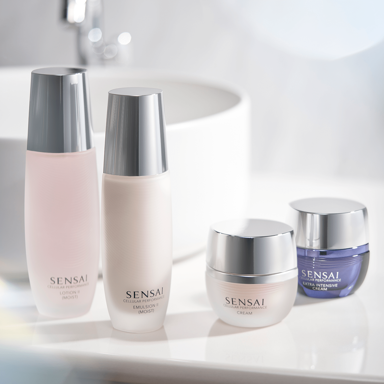LOTION II (MOIST) - CELLULAR PERFORMANCE SENSAÏ - Parfumerie du Soleil d'Or