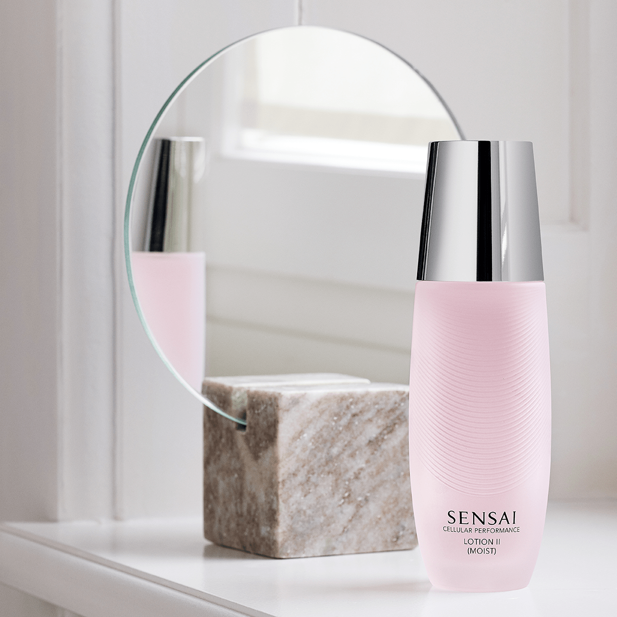 LOTION II (MOIST) - CELLULAR PERFORMANCE SENSAÏ - Parfumerie du Soleil d'Or