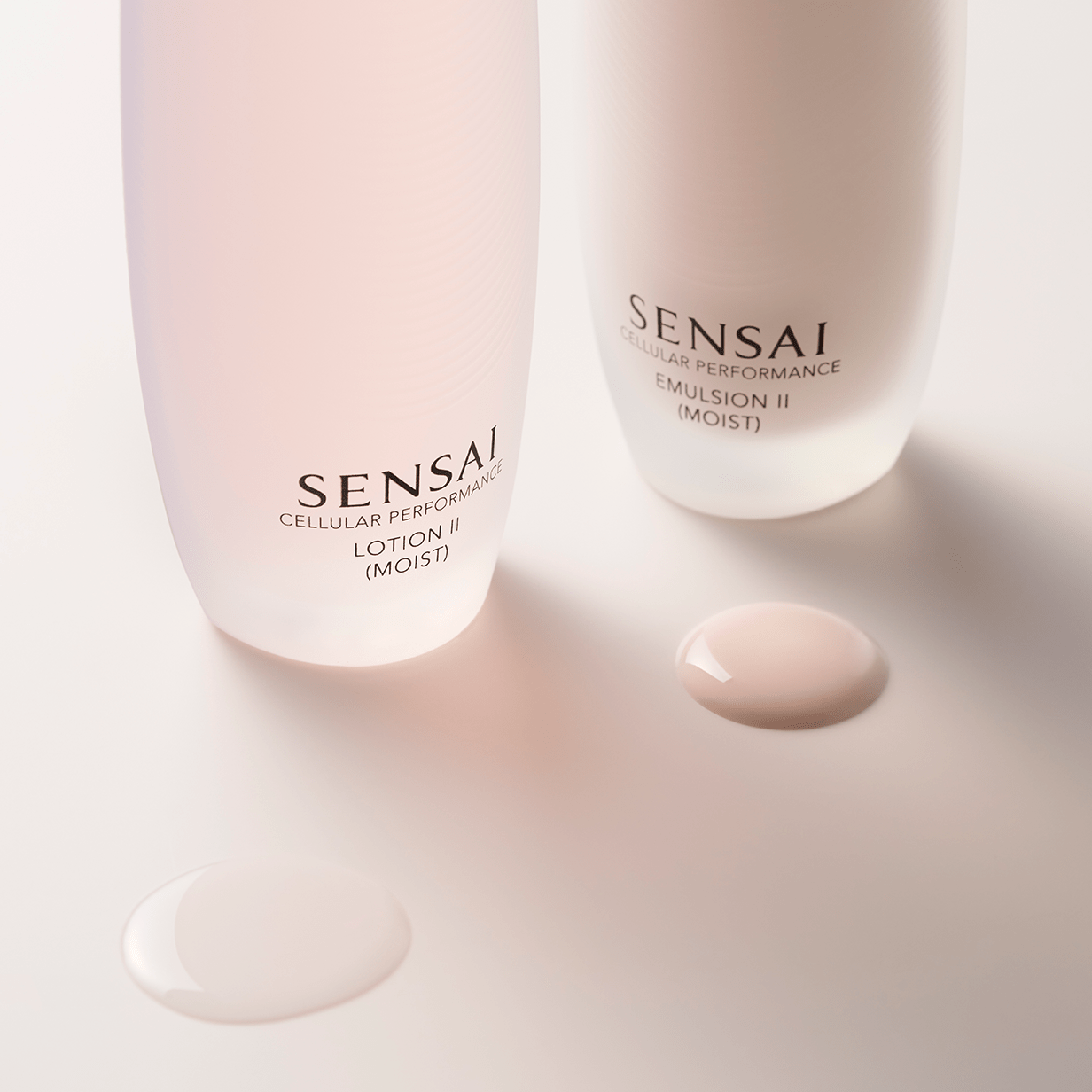 LOTION II (MOIST) - CELLULAR PERFORMANCE SENSAÏ - Parfumerie du Soleil d'Or