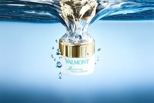 Moisturizing With A Cream VALMONT - Parfumerie du Soleil d'Or
