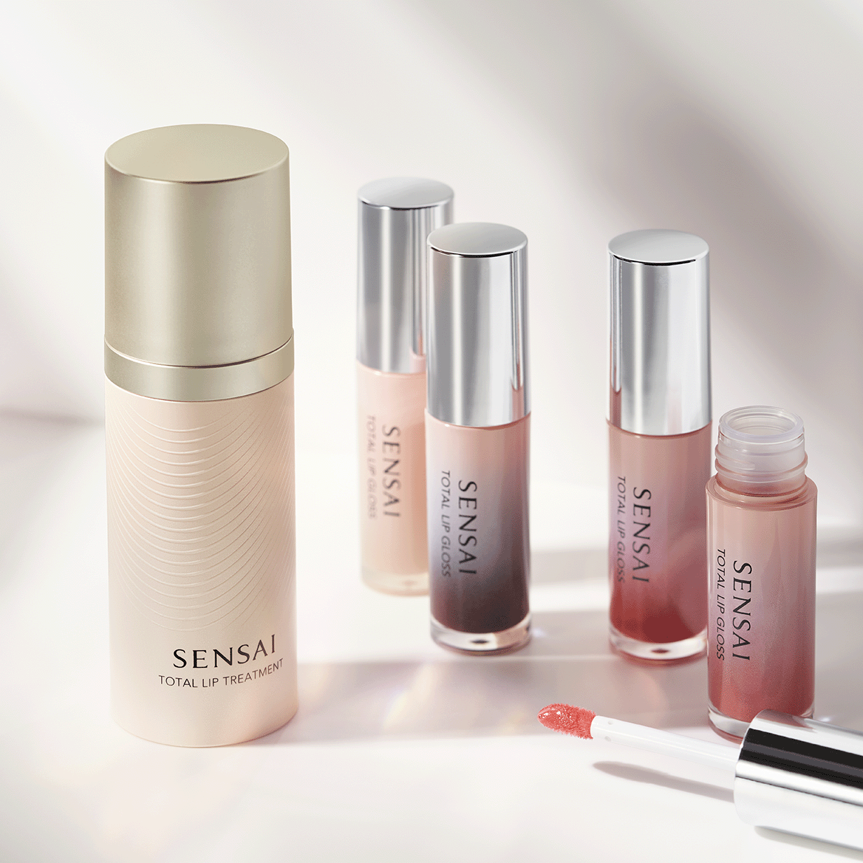 TOTAL LIP GLOSS - COULEURS - 4,5ml SENSAÏ - Parfumerie du Soleil d'Or