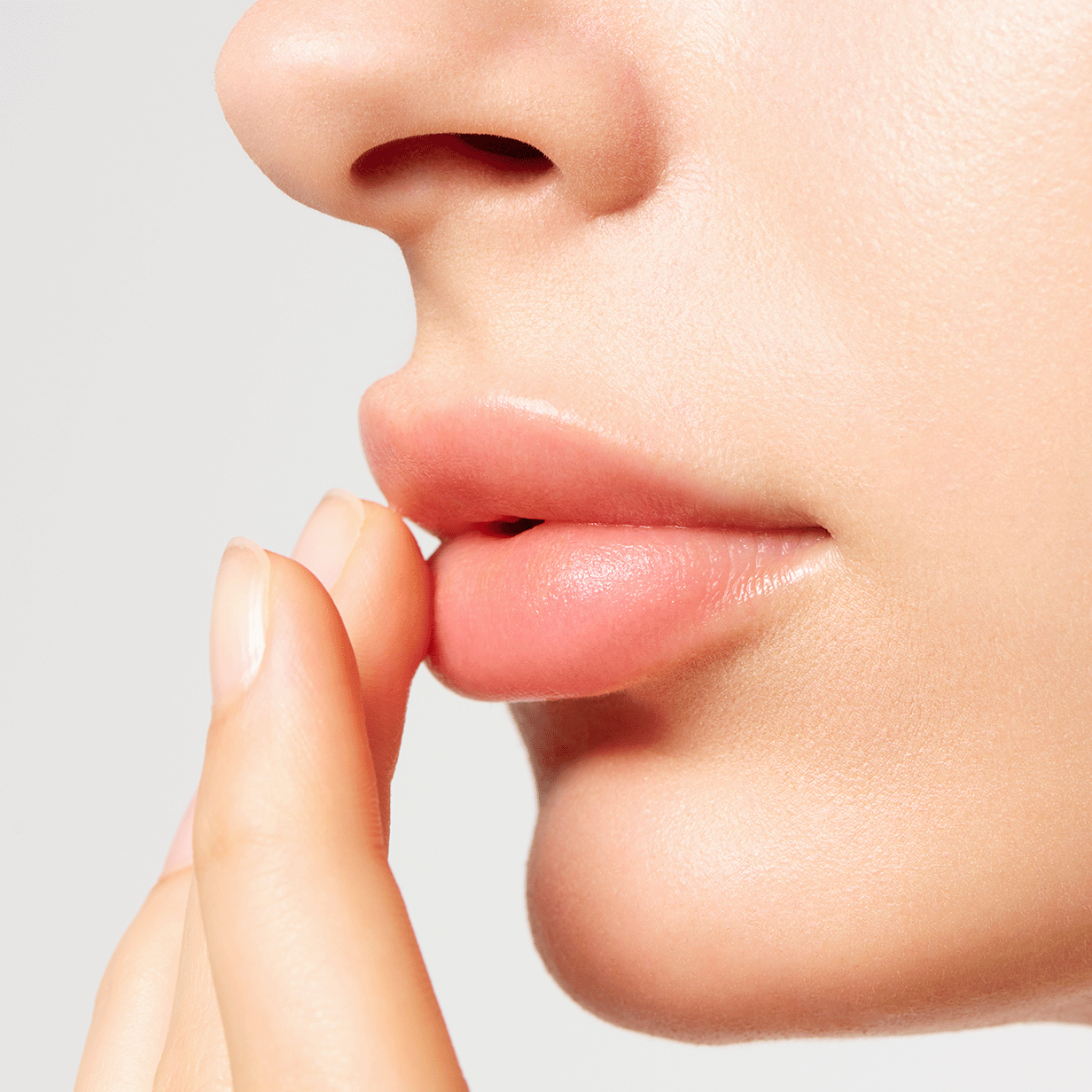 TOTAL LIP TREATMENT - EXPERTS - 15ml SENSAÏ - Parfumerie du Soleil d'Or