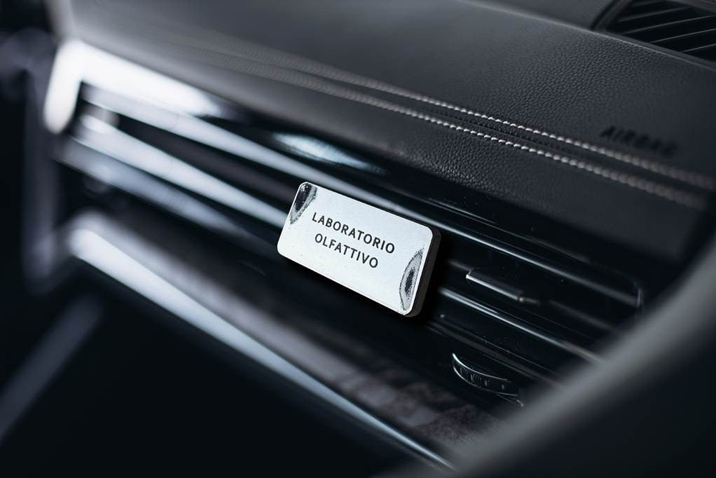 DÉSODORISANT POUR VOITURE – AMBRAMI LABORATORIO OLFATTIVO - Soleil d'Or