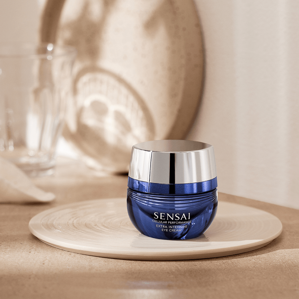 CRÈME CONTOUR DES YEUX SOIN INTENSE SENSAÏ - Soleil d'Or