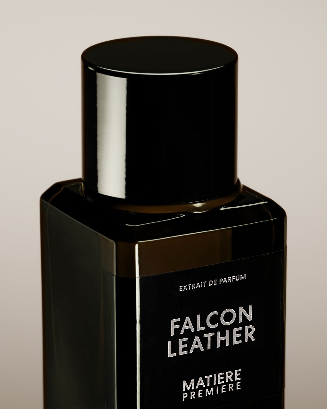FALCON LEATHER Extrait MATIÈRE PREMIÈRE - Parfumerie du Soleil d'Or