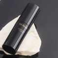 Charger l'image dans la visionneuse de la galerie, HYDRATING FIX MIST SENSAÏ - Parfumerie du Soleil d'Or

