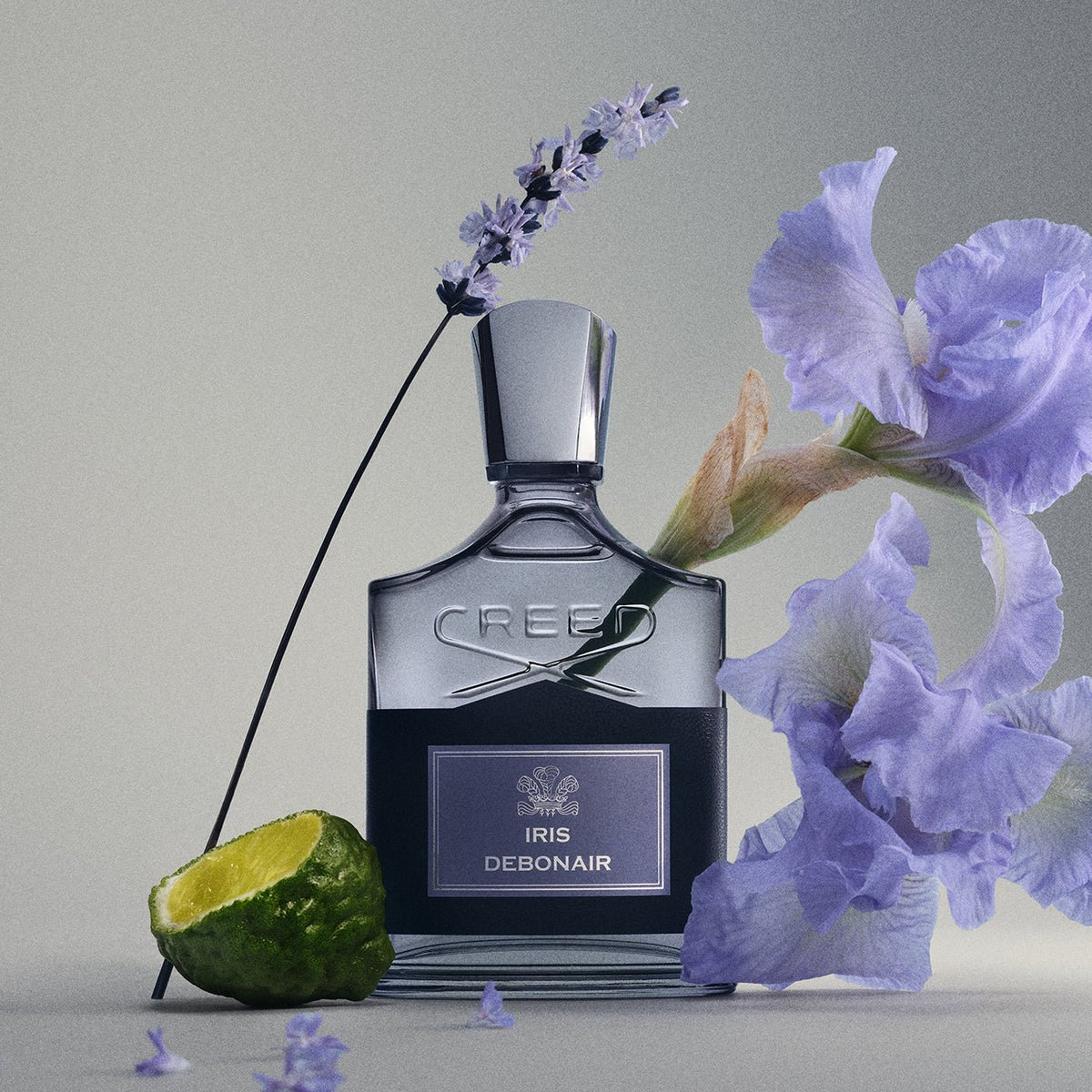 Iris Debonair de Creed, flacon et matières premières