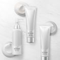 Load image into Gallery viewer, LAIT MOUSSANT - SILKY PURIFYING SENSAÏ - Soleil d'Or
