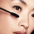 Load image into Gallery viewer, Mini Mascara Le Noir Cassiopée LE ROUGE FRANÇAIS - Parfumerie du Soleil d'Or
