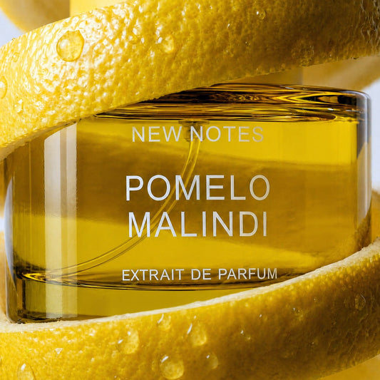 Pomelo Malindi de New Notes, flacon en ambiance