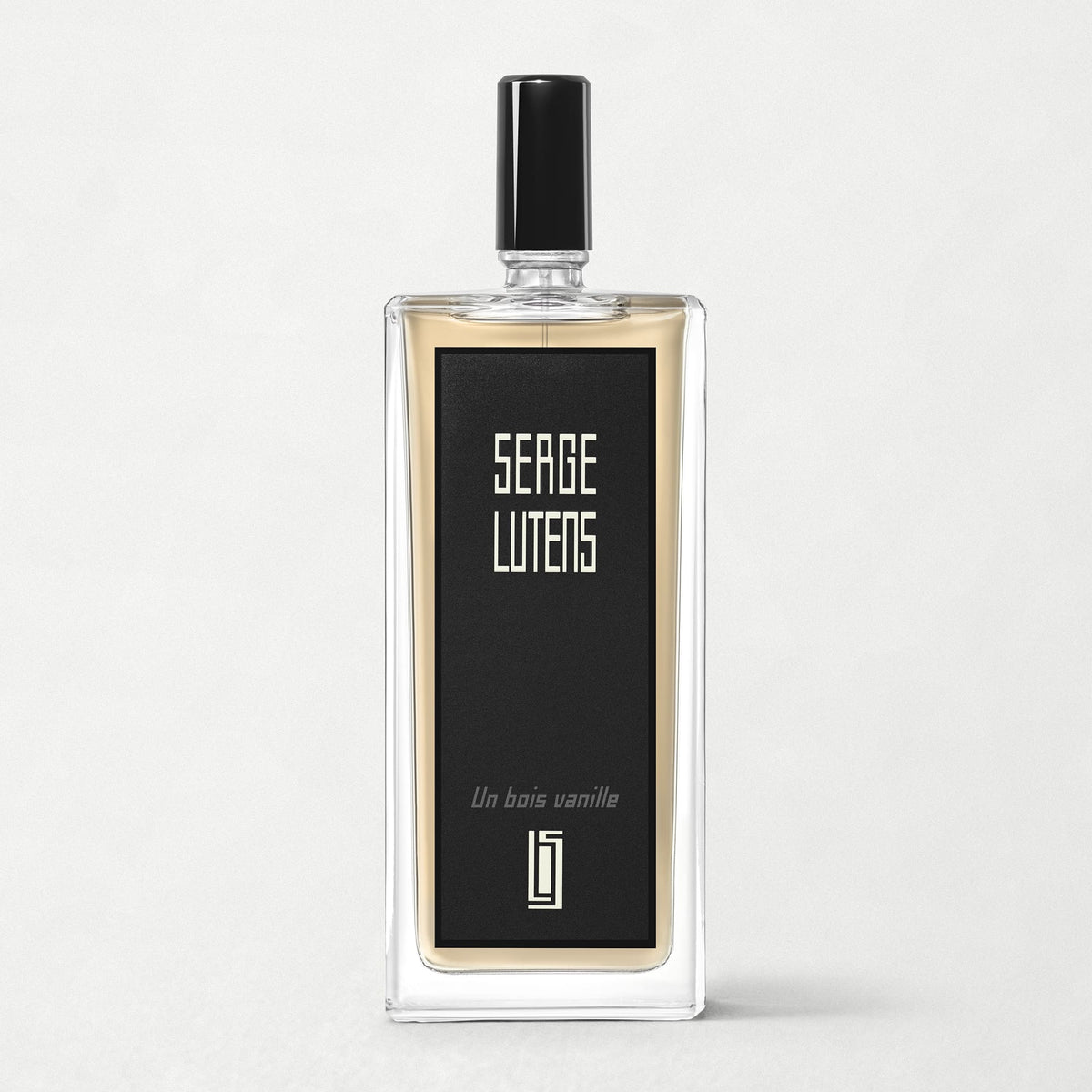 Un bois vanille de Serge Lutens, flacon avec son vaporisateur
